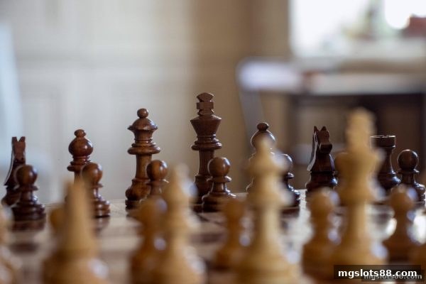 掌握五子棋开局策略：mg电子平台上的经典套路与实战进阶